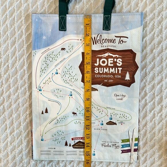Trader Joe’s Plastic Reusable Shopping Tote Bag 6 Gallon Colorado Skiing Camp - Picture 8 of 12